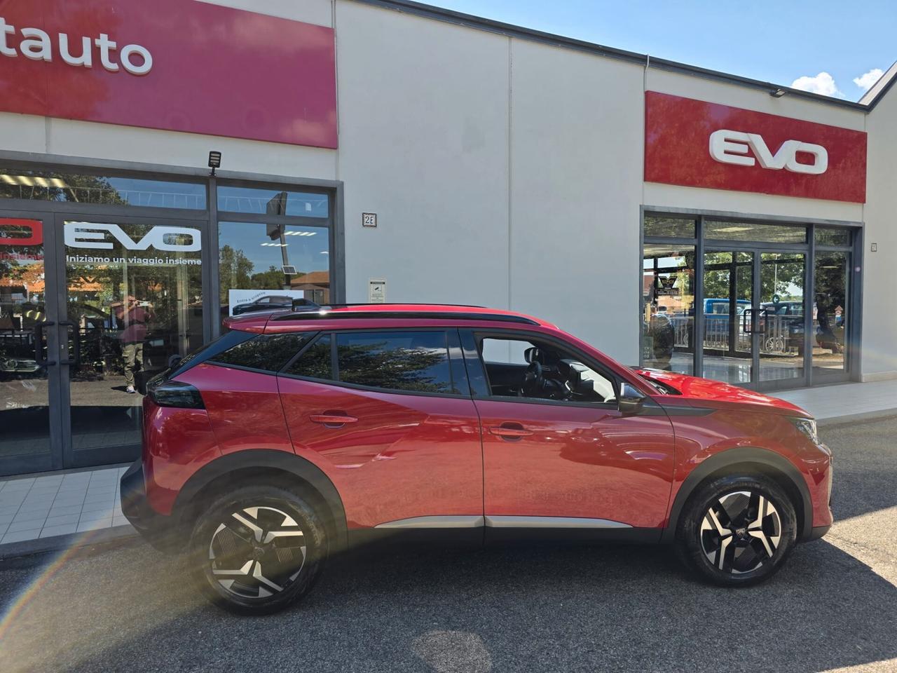 Peugeot 2008 PureTech 130 S&S EAT8 Allure