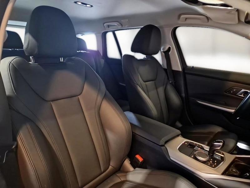 BMW 330 Business Advantage Touring auto
