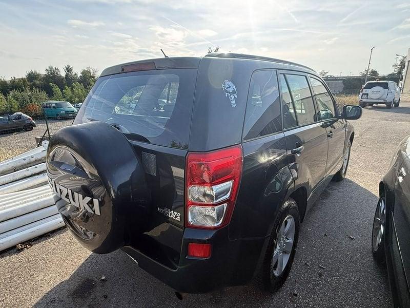 Suzuki Grand Vitara 5p 2.0 16v