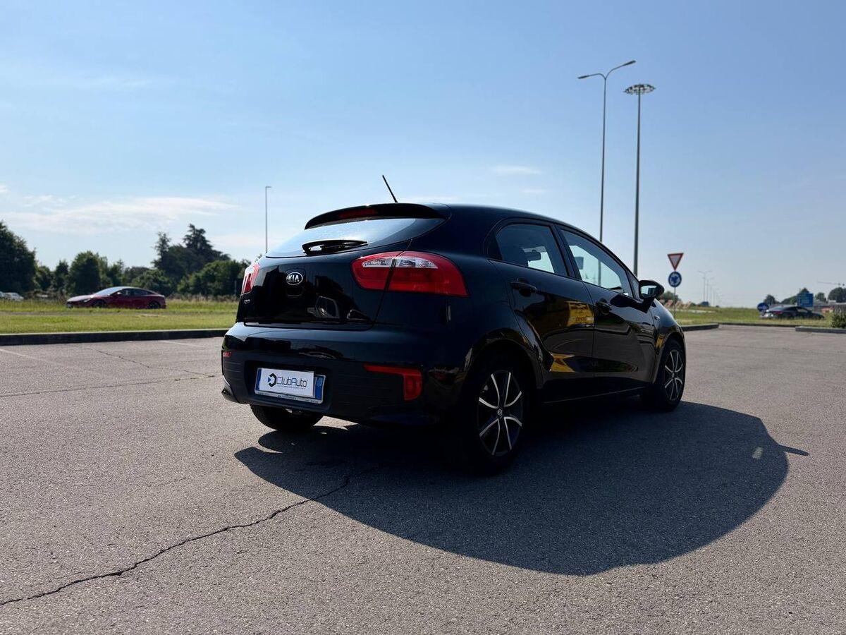 Kia Rio 1.2 cvvt Active 5p E6