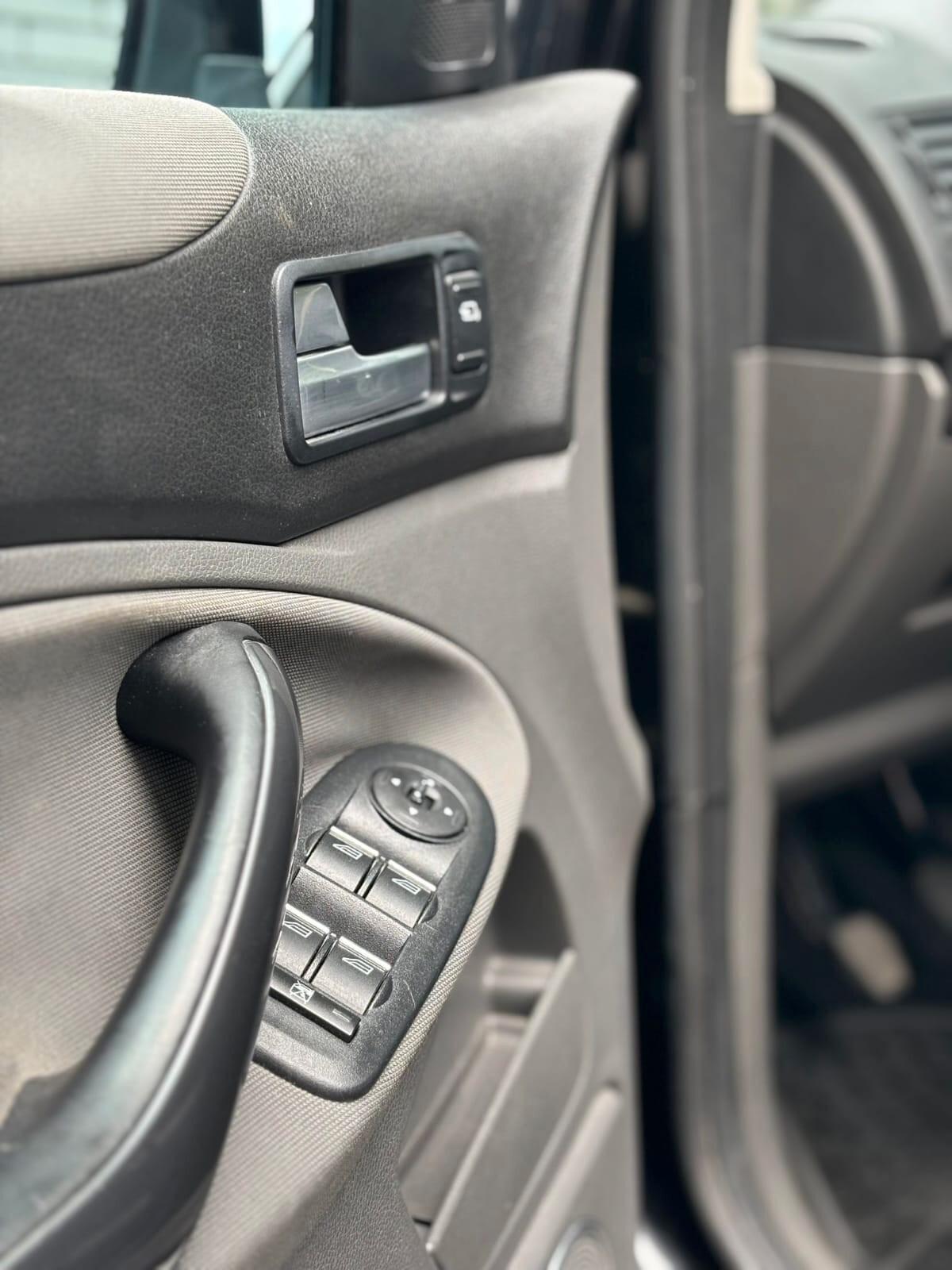 Ford Kuga 2.0 TDCi 136 CV 4WD Titanium DPF