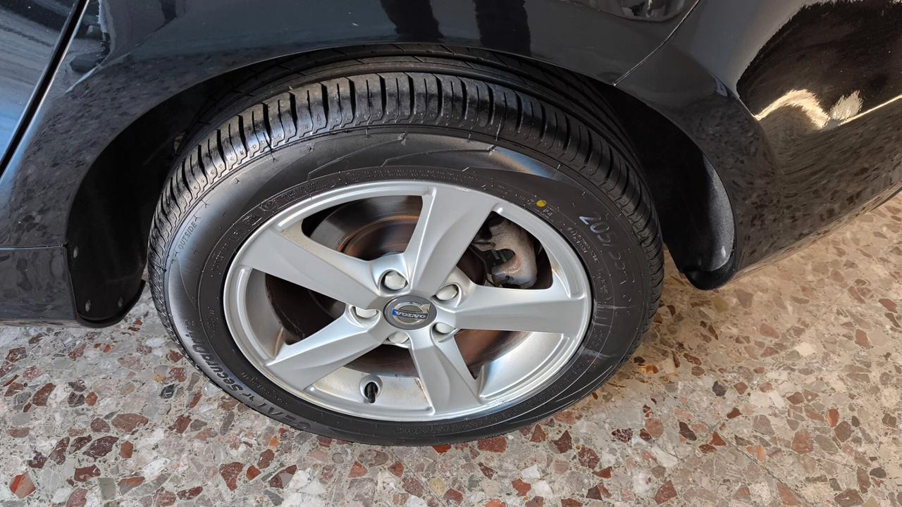 Volvo V40 D2 Kinetic