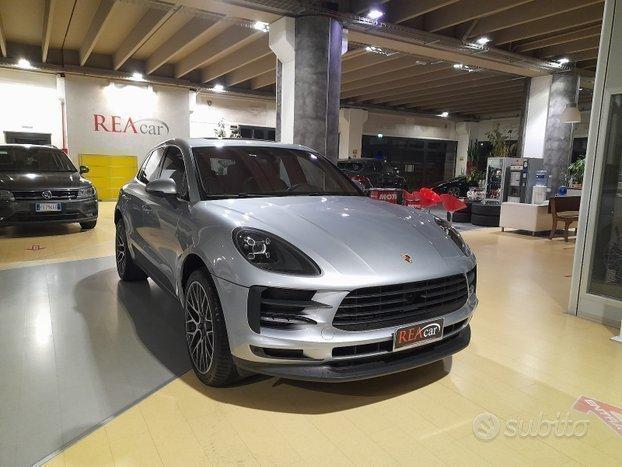 PORSCHE Macan - 2018