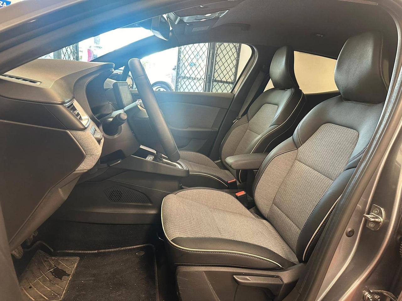 Renault Clio TCe 90 CV 5 porte Techno