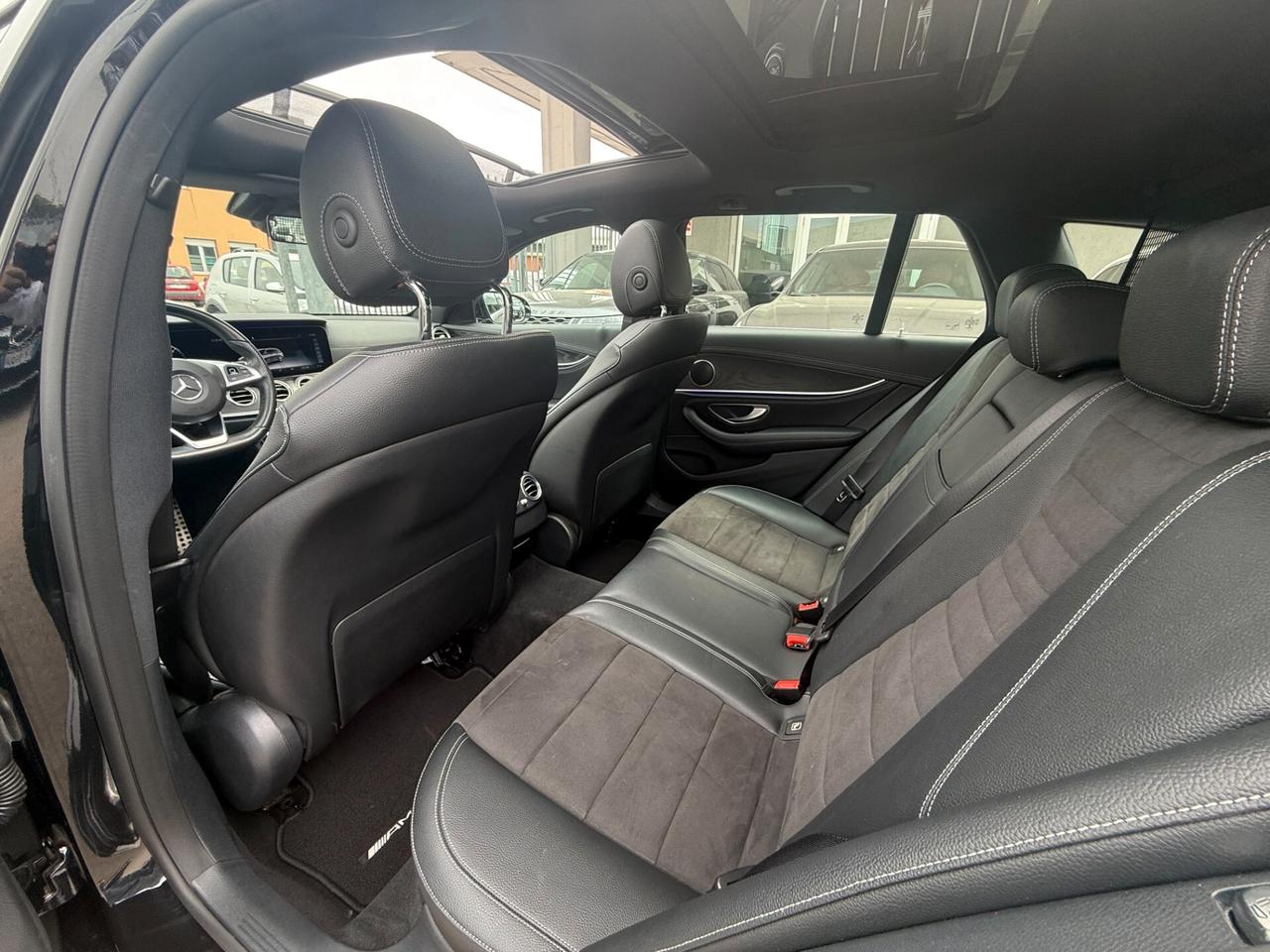Mercedes-Benz E 220 d Premium Plus AMG/ TETTO PANORAMICO