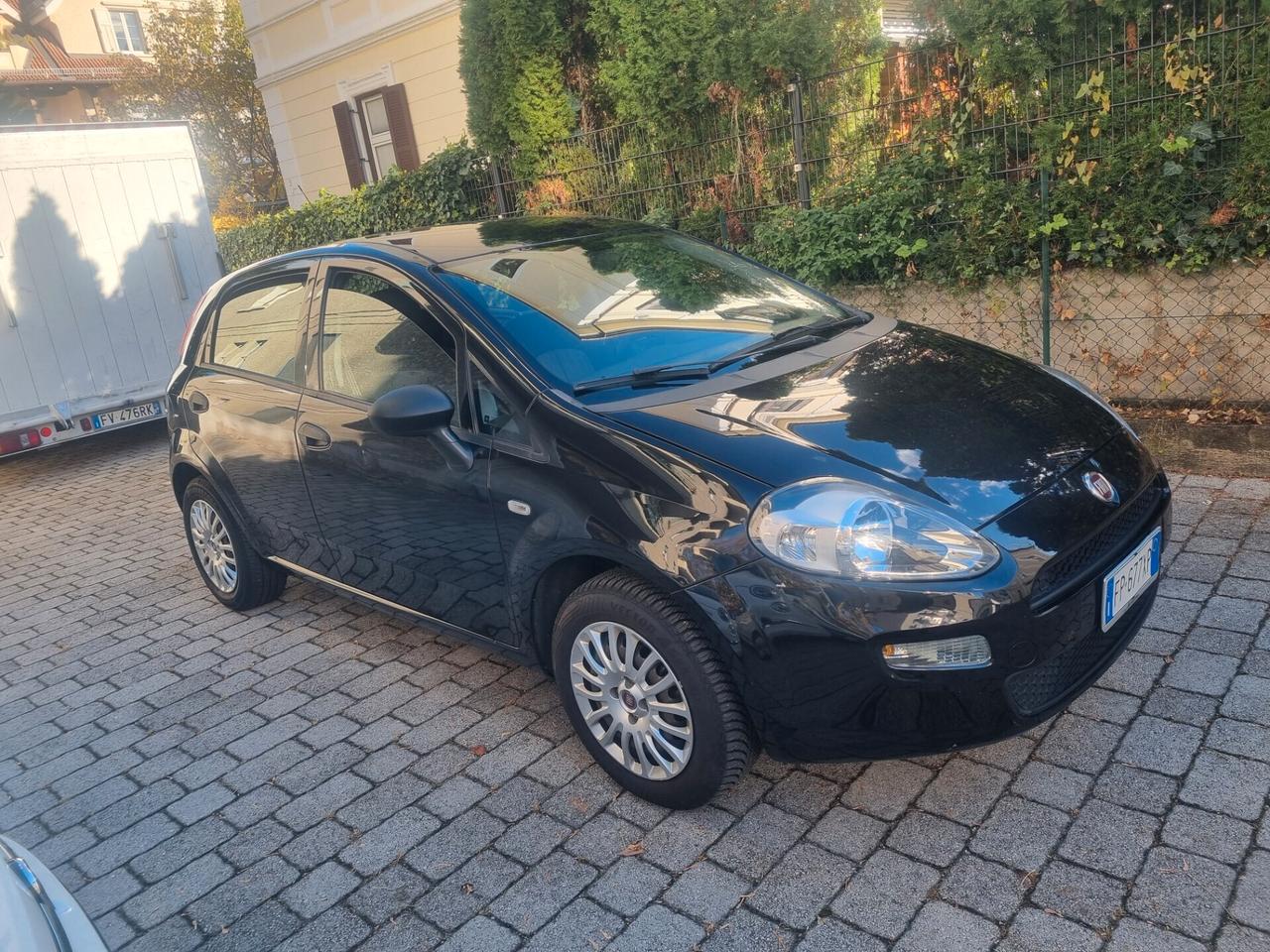 Fiat Punto 1.2 8V 5 porte anno2018 1propr. neopat