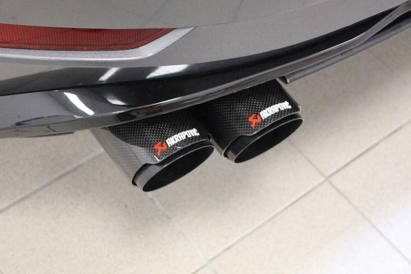 Volkswagen Golf 1.6 TDI R-Line Sport BMT Akrapovic