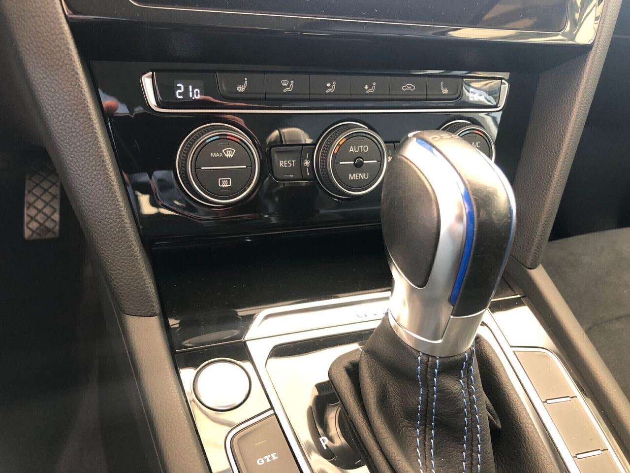 Volkswagen Passat 1.4 GTE DSG PLUG-IN-HYBRID PREZZO REALE