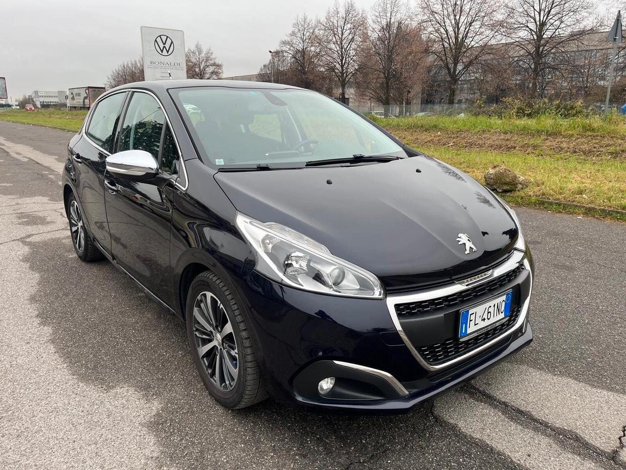 Peugeot 208 BlueHDi 75 5 porte Allure