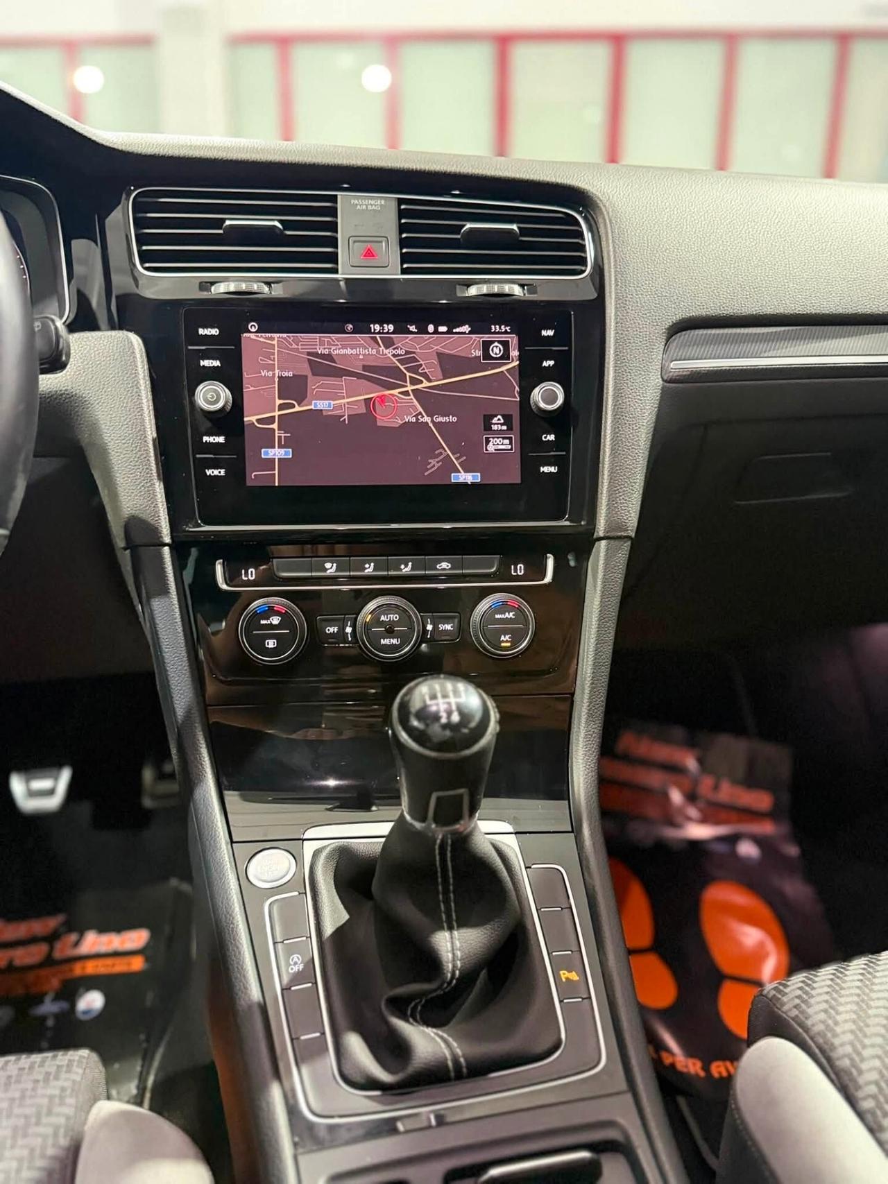 Volkswagen Golf 7.5 R-line 1.6 TDI 116cv 2019