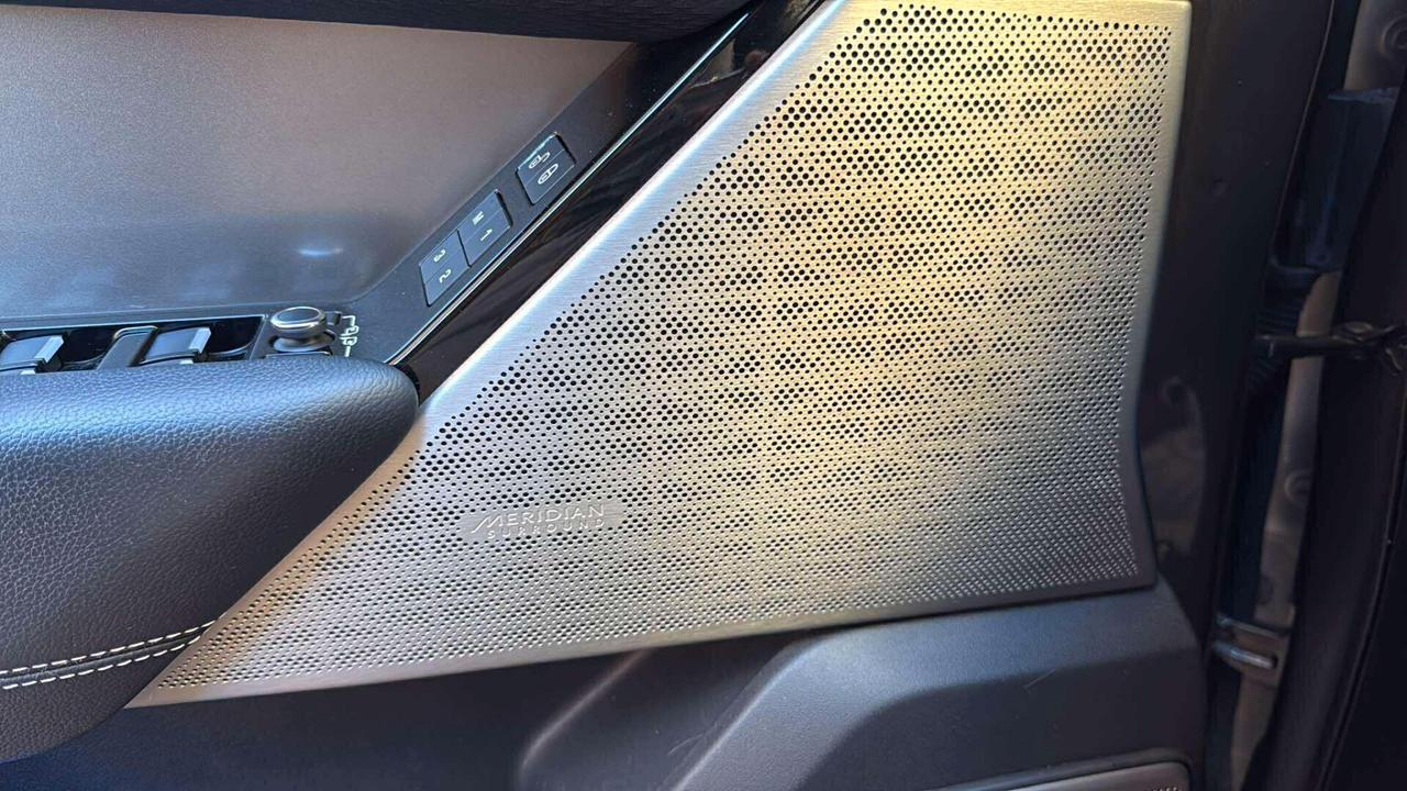 Land Rover Range Rover Velar Range Rover Velar 2.0D I4 180 CV R-Dynamic HSE