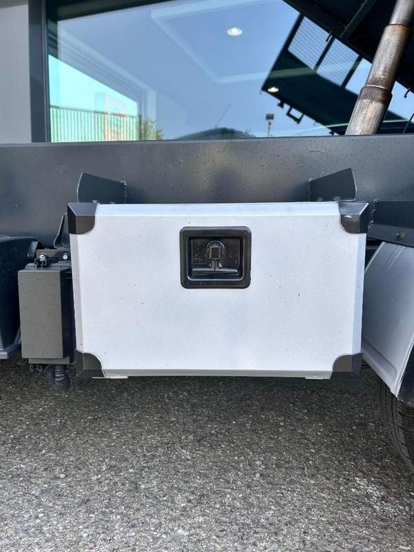 Nissan Cabstar NT 400 RIBALTABILE TRILATERALE PREZZO+IVA