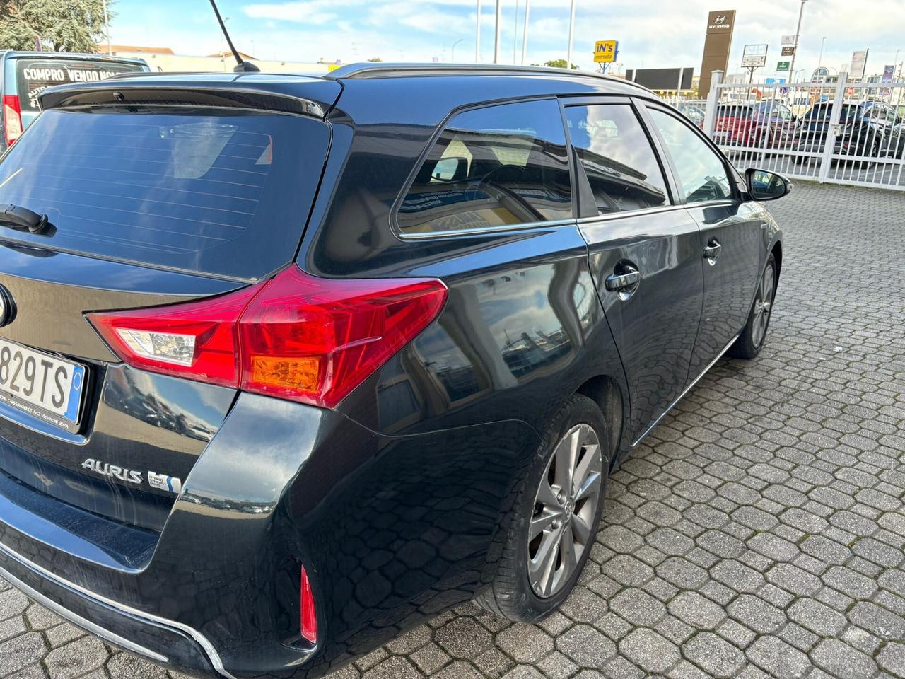 Toyota Auris 1.8 Hybrid Active Plus