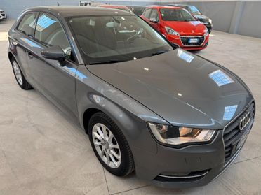 Audi A3 3P 1.6 TDI 105 CV YOUNG