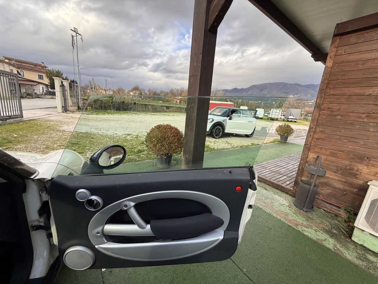 MINI COOPER 1.6 BENZINA OK NEOPATENTATI