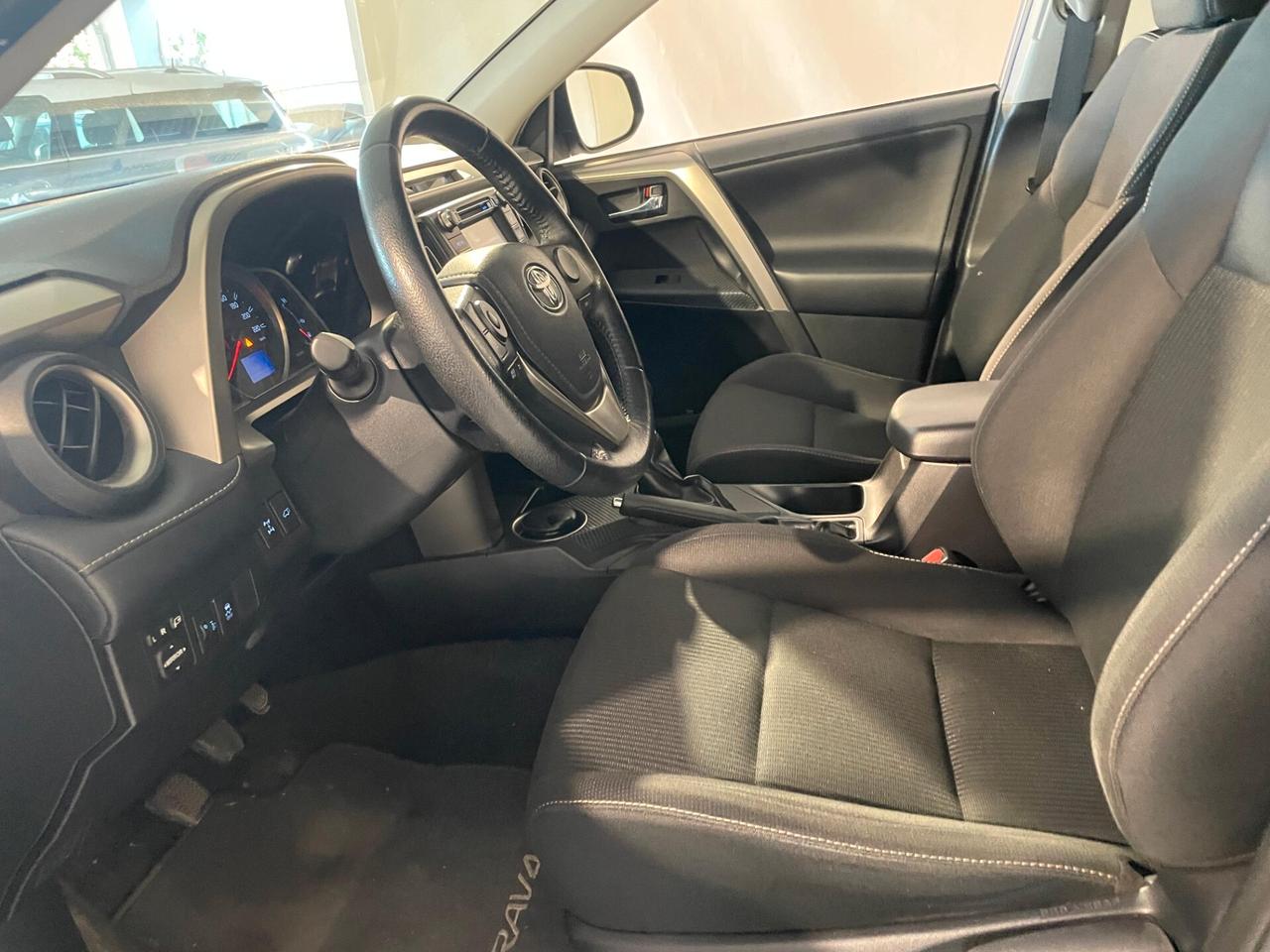 Toyota RAV 4 RAV4 2.0 D-4D 4WD Lounge