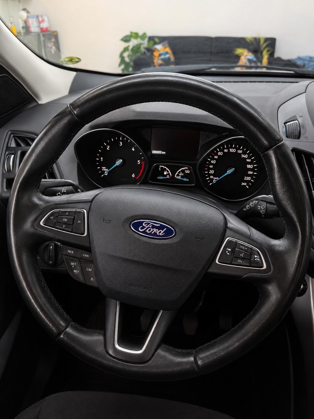 Ford Kuga 2.0 TDCI 120 CV S&S 2WD Business