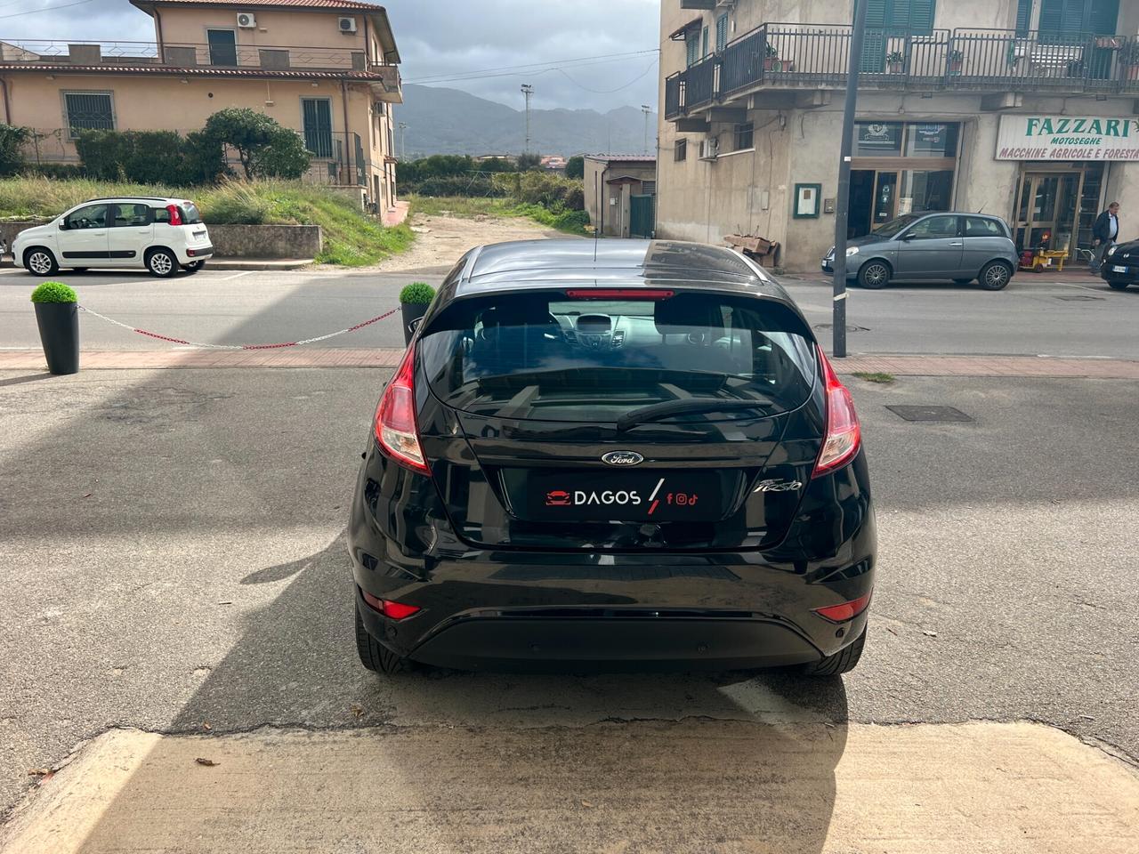 Ford Fiesta 1.5 TDCi 75CV 5 porte Titanium