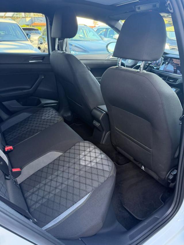 VOLKSWAGEN Taigo 1.0 TSI 110 CV DSG R-Line NEO PATENTATO