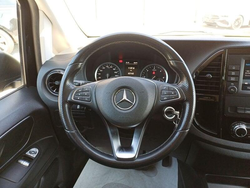 Mercedes-Benz Vito Vito 2.0 114 CDI Automatic Mixto Compact