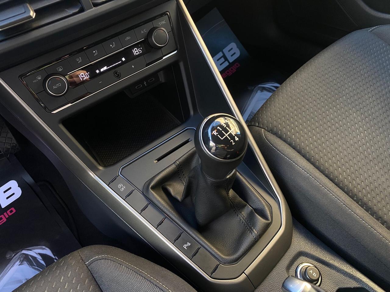 VOLKSWAGEN POLO 1.0 TSI HIGHLINE R line 2021