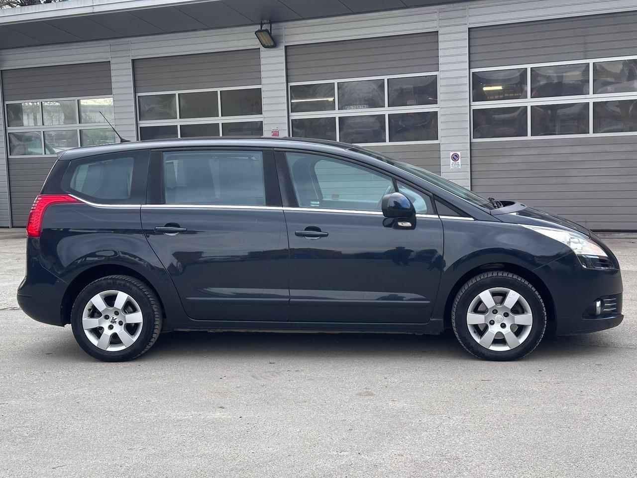 Peugeot 5008 2.0 HDi 150CV Business 7 posti