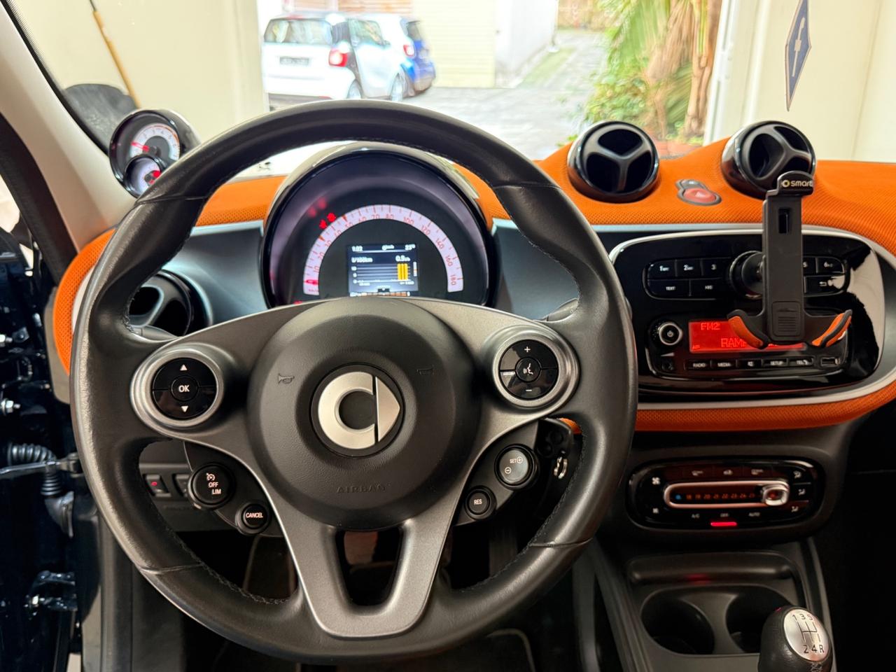 Smart ForFour 70 1.0 Passion Unipro Edition