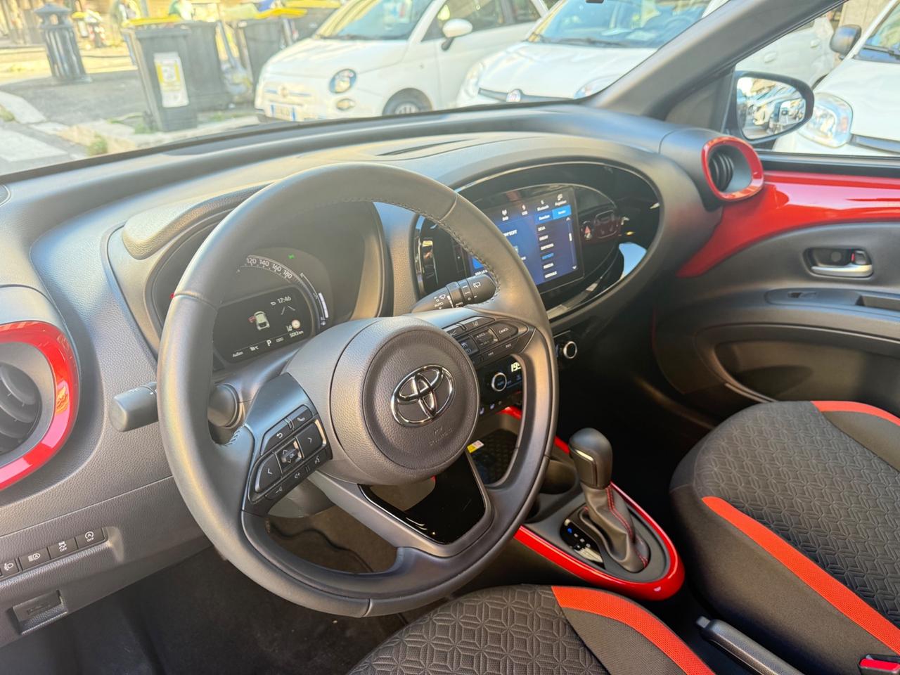Toyota Aygo X 1.0 VVT-i 72 CV 5 porte Limited LED NAVI KAMERA PDC BLUETOOTH CERCHI 17