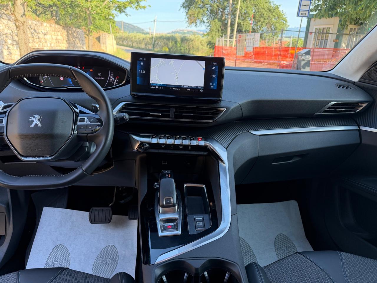 Peugeot 5008 BlueHDi 130 S&S EAT8 Allure