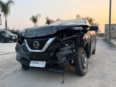 NISSAN QASHQAI 2019 1.3 BENZINA 159 CV *SINISTRATO
