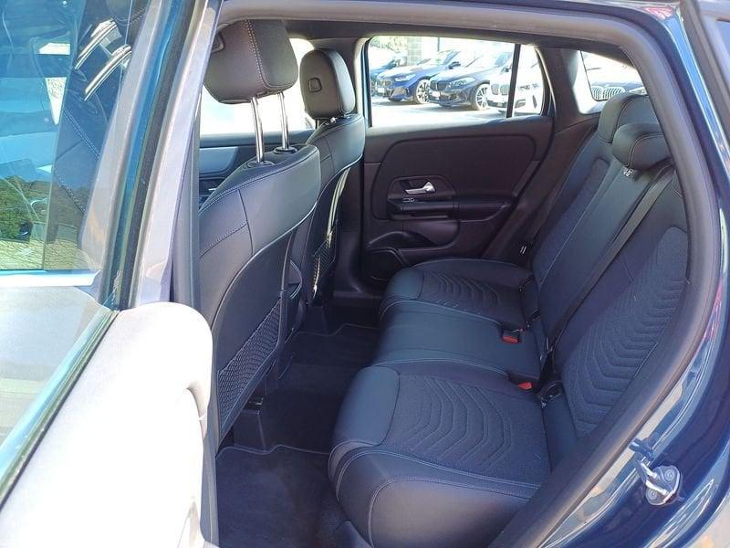 Mercedes-Benz GLA 180 Sport auto
