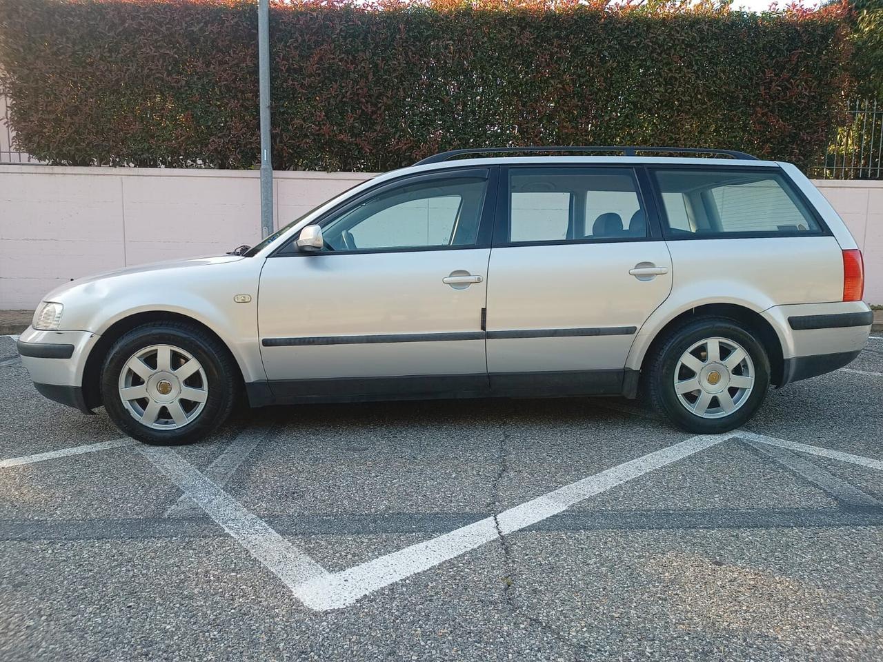 Passat 1.8 T 20v SW GancioTraino 147800Km