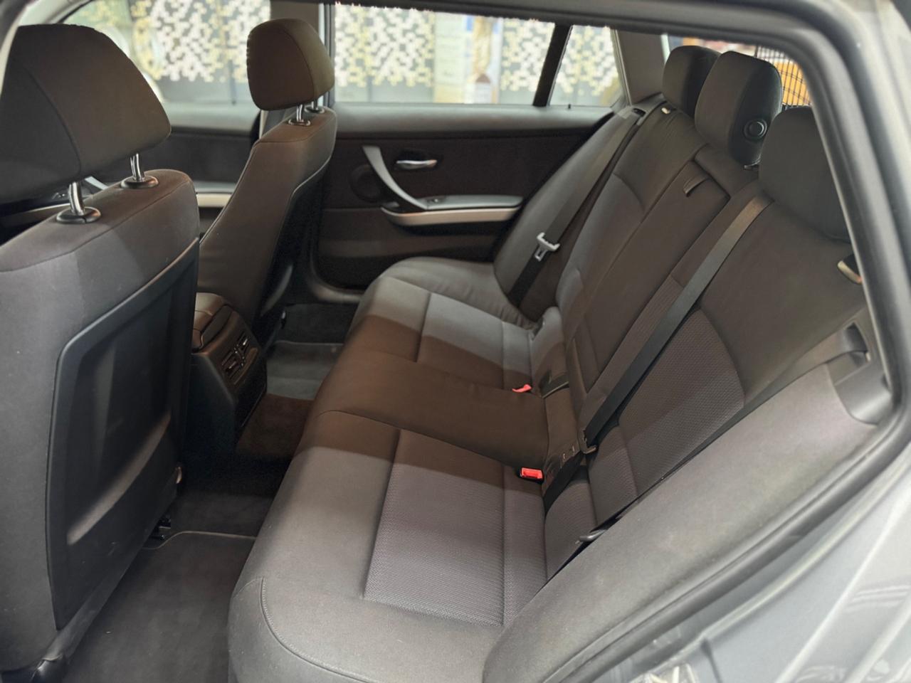 Bmw Serie3 318d 2.0 143CV SW Facelift