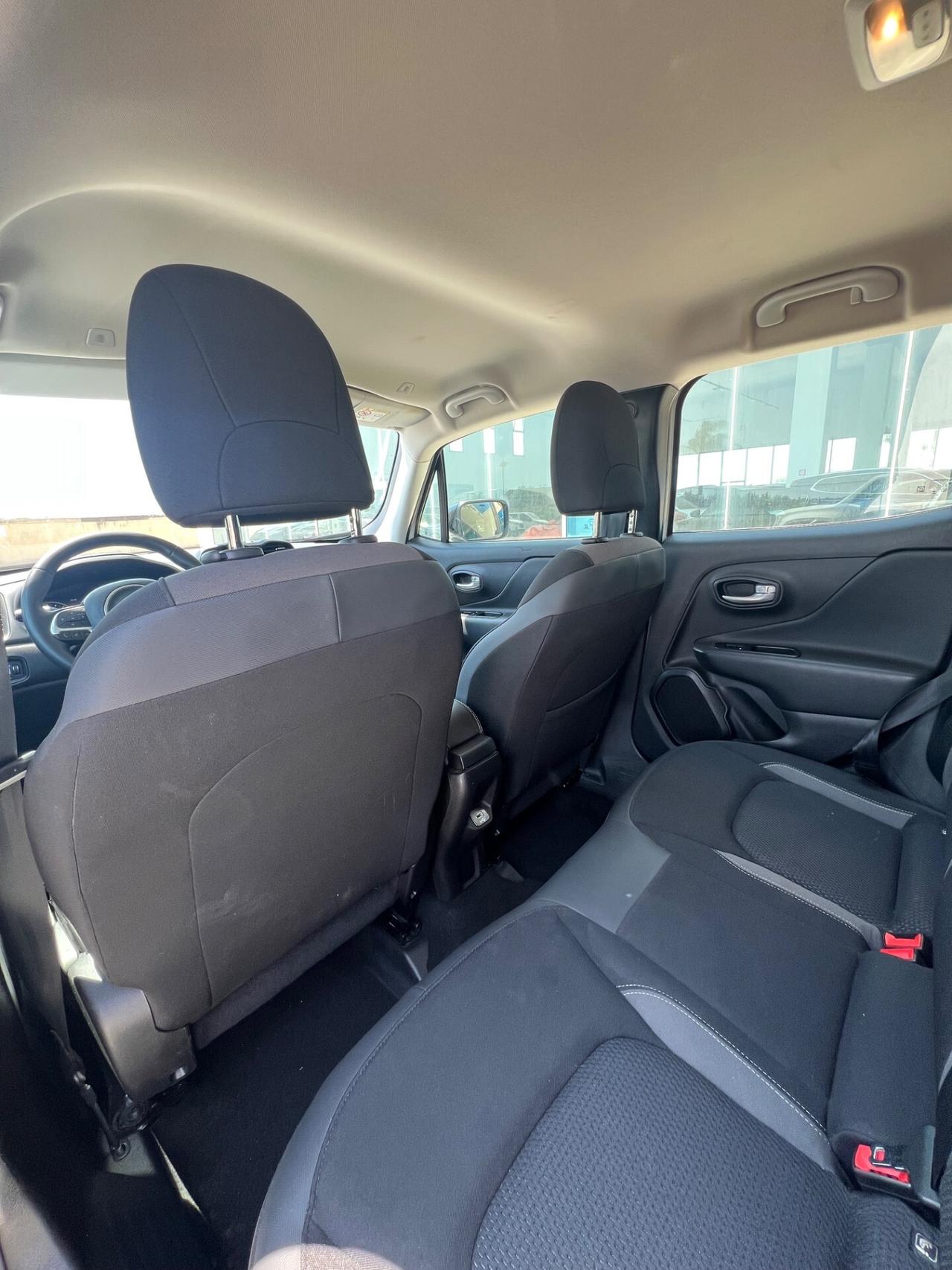 Jeep Renegade 1.6 Mjt 130 CV Limited - possibilità noleggio no scoring