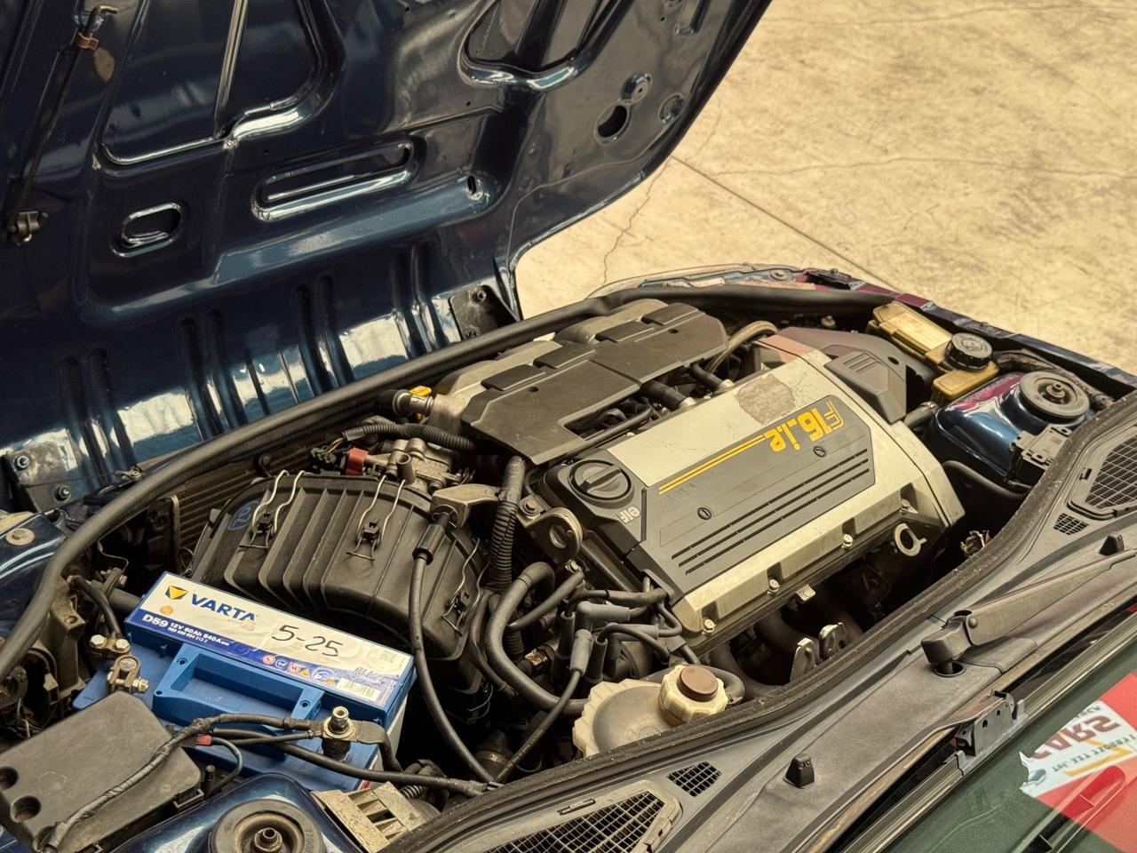 Renault Clio 2.0i 16V cat Williams