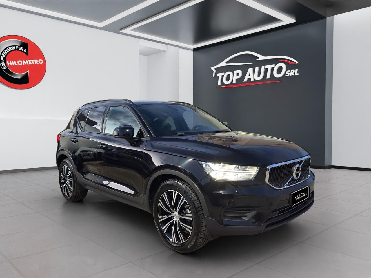 VOLVO XC40 D3 GEARTRONIC MOMENTUM - MY20