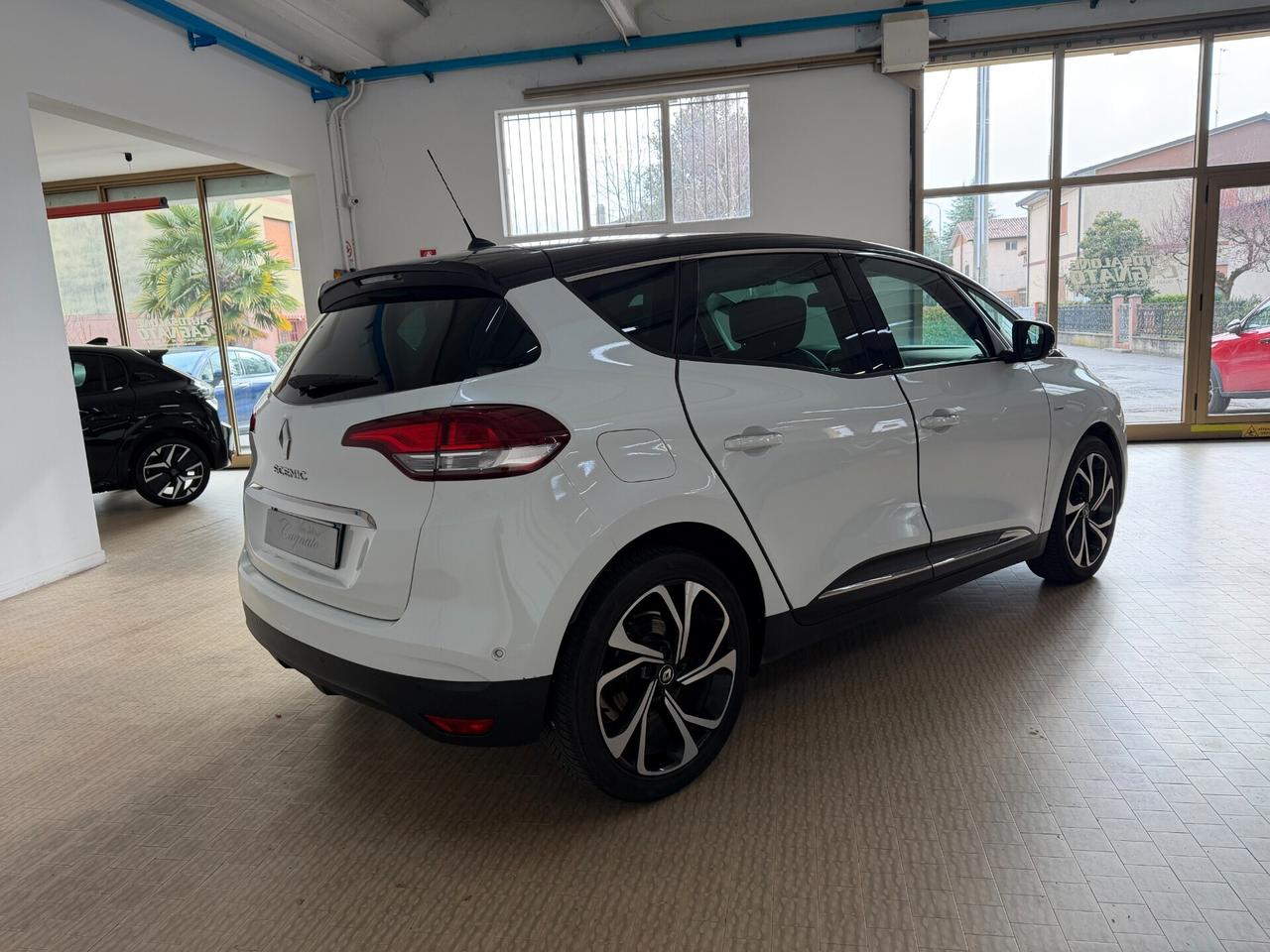 Renault Scénic dCi 160 CV EDC Energy Bose Automatic