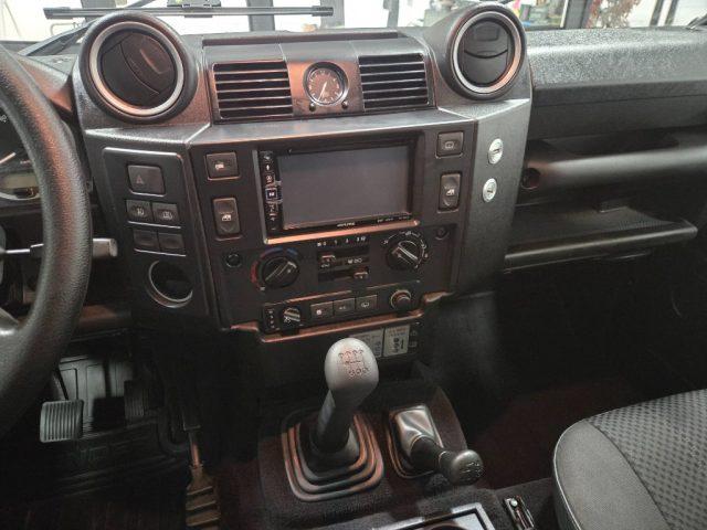 LAND ROVER Defender 110 2.4 TD4 7 POSTI AUTOVETTURA