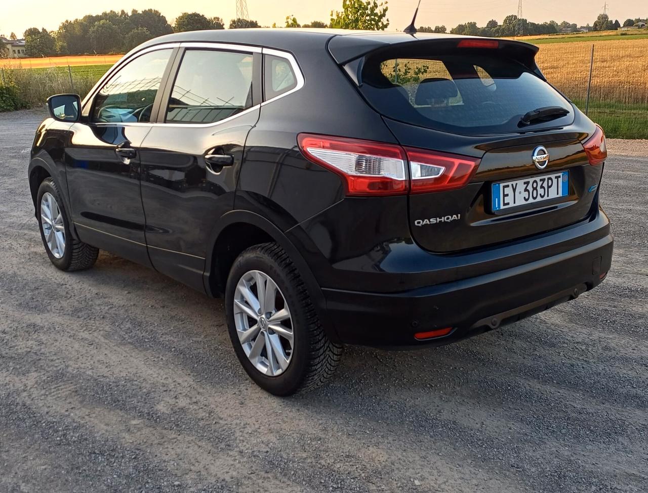 Nissan Qashqai 1.5 dCi Visia