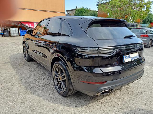 PORSCHE Cayenne 3.0 V6