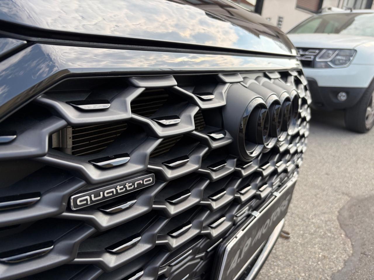 Audi Q3 SPB 45 TFSI quattro S tronic Identity Black