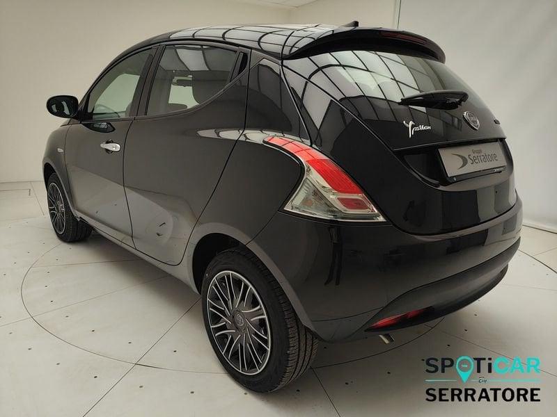 Lancia Ypsilon **FUORI PRODUZIONE** My23 1.0 Firefly 70 CvStart&Stop Hybrid Silver Plus