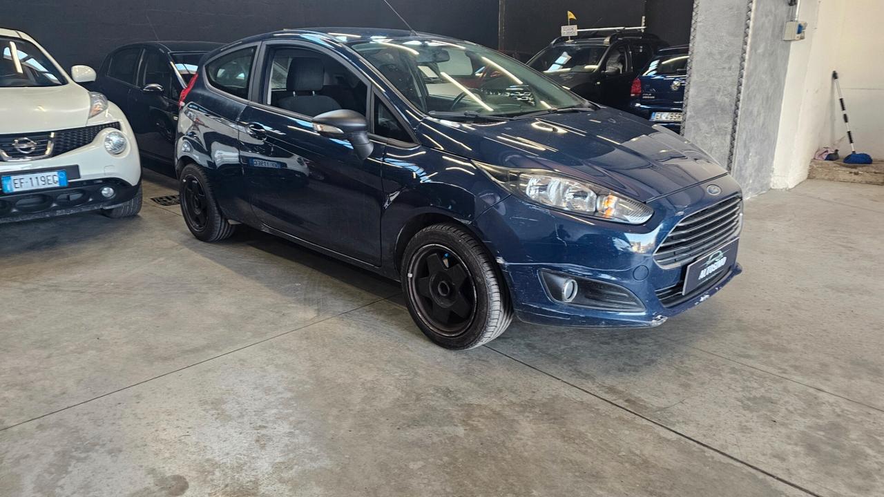 Ford Fiesta 1.2 82CV 3 porte Titanium