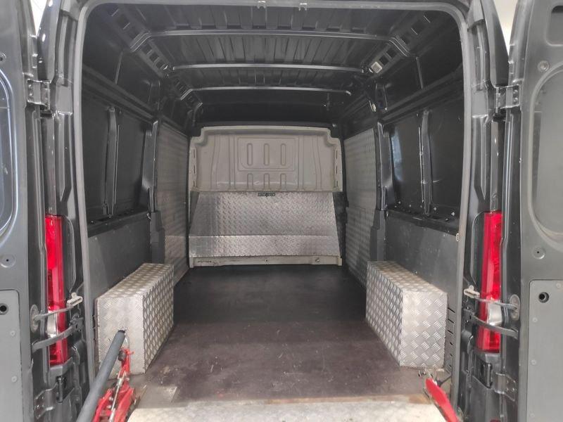 Peugeot Boxer Boxer 333 2.2 BlueHDi 165 S&S PM-TM*con PEDANA POSTERIORE INTERNA RIPIEGABILE*GARANTITA*