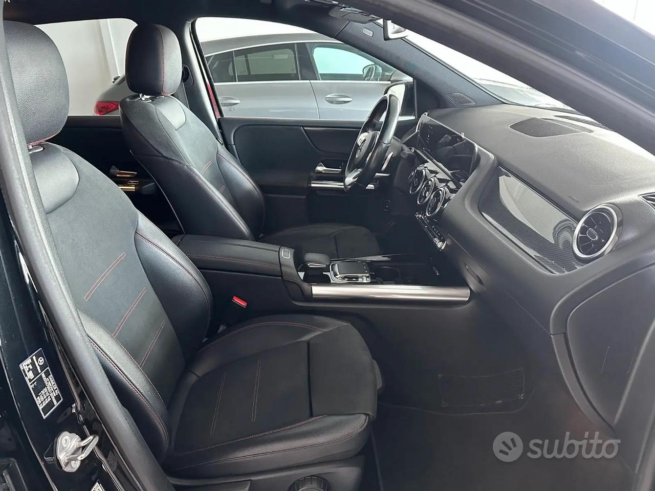 Mercedes-Benz B 180d Premium AMG - 114.000km