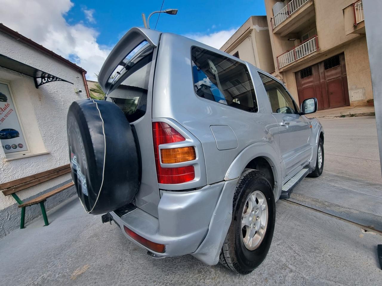 Mitsubishi Pajero 3.2 16V DI-D 3p. GLX