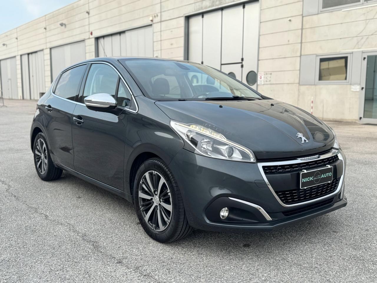 Peugeot 208 PureTech 82 5 porte Access