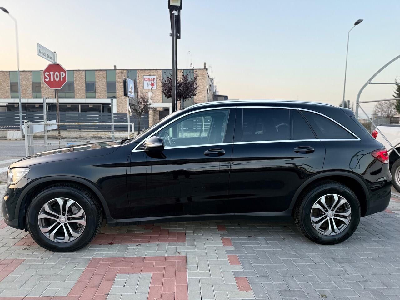 Mercedes-benz GLC 200 d 4Matic /IVA ESPOSTA