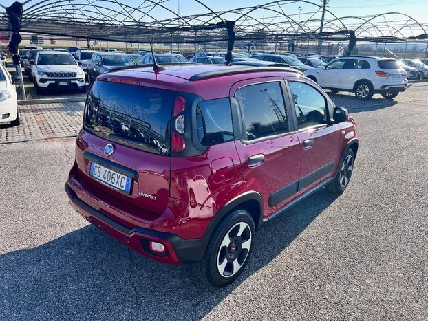 FIAT Panda 1.0 FireFly S&S Hybrid Cross