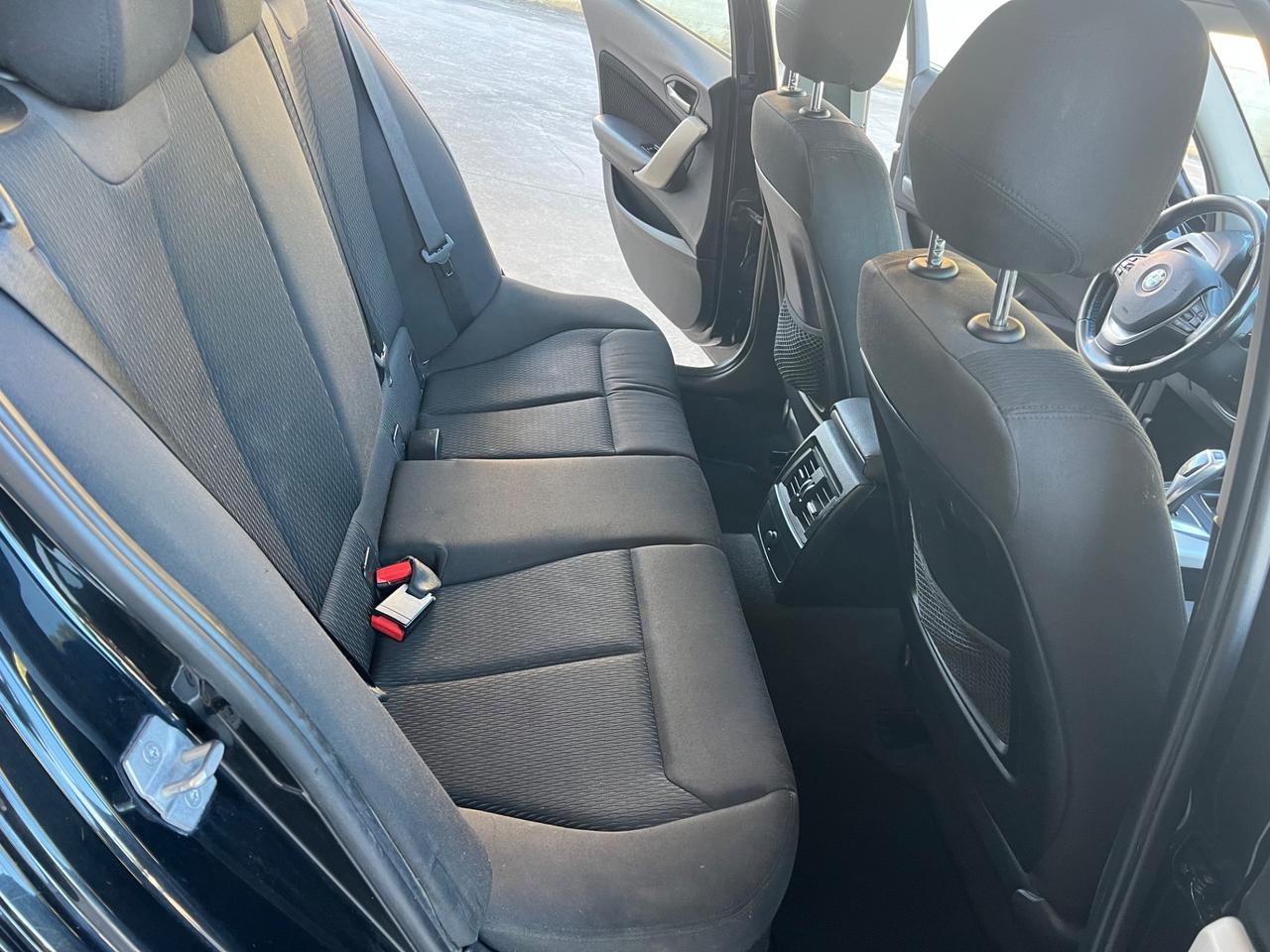 Bmw 118 118d 5p. Advantage